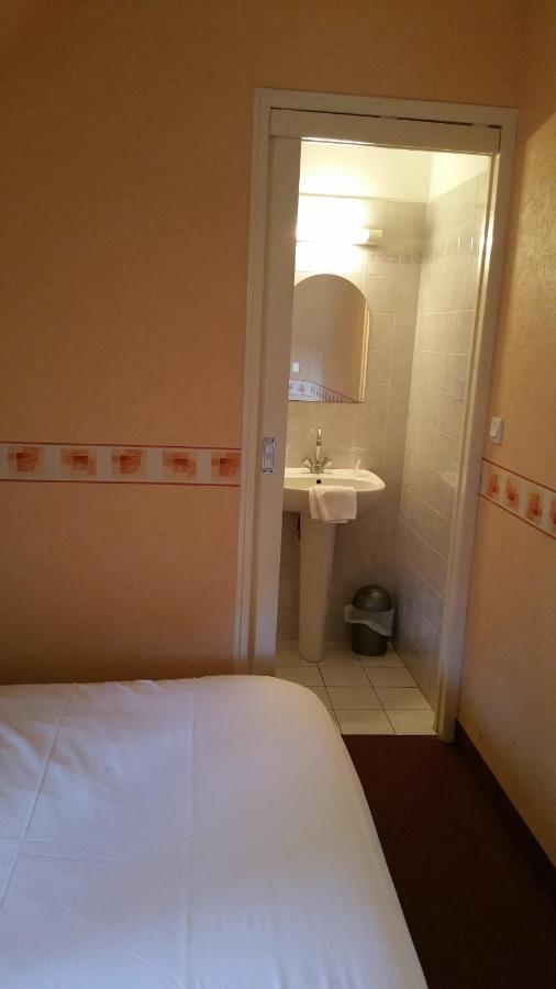 Hotel Le Grillon Pontorson Exterior foto